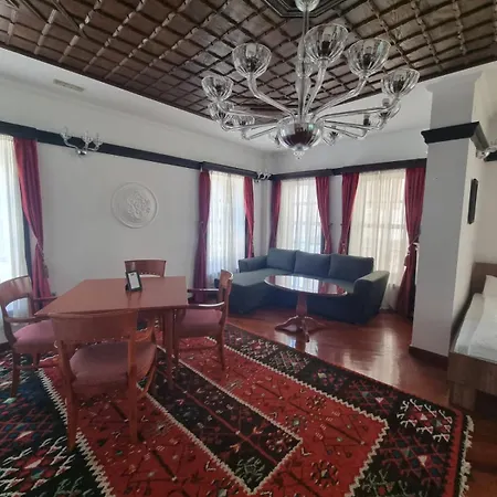 Sv Sofija Old Town Aparthotel
